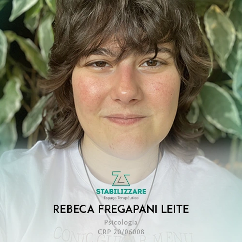 REBECA FREGAPANI LEITE
