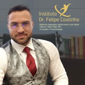 Dr. Felipe Coutinho, médico especialista em ortopedia e traumatologia em Maceió - AL. Consulta ortopédica, avaliação articular, tratamento de dores e lesões ortopédicas.