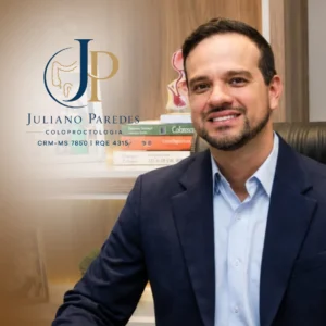 Dr. Juliano Paredes Gil, médico coloproctologista especialista em doenças do cólon, reto e ânus atendendo em Dourados - MS.