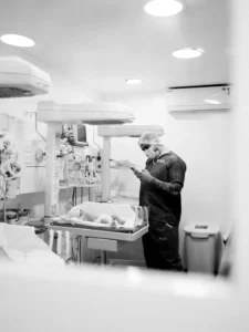 Dr. Michael Sena, Ginecologista e Obstetrícia em São Luís