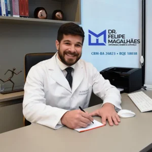 Dr. Felipe Magalhães, especialista em ortopedia e traumatologia, salvador