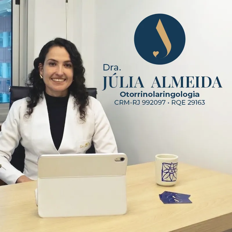 DRA. JÚLIA ALMEIDA