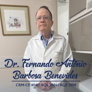 Dr. Fernando Antônio Barbosa Benevides, especialista em Pediatria em Fortaleza, com atendimento em puericultura, acompanhamento infantil e prevenção de doenças na infância.