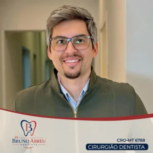 Bruno de Abreu, cirurgião-dentista especialista em Reabilitação Oral com atendimento em Rondonópolis, MT.