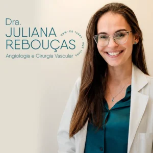 Dra. Juliana Rebouças, especialista em Angiologia e Cirurgia Vascular em Fortaleza CE, com atendimento para avaliação e acompanhamento da saúde vascular e circulação.