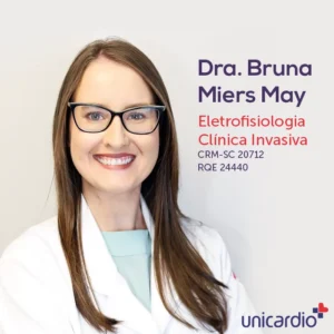 Dra. Bruna Miers May, eletrofisiologista em Florianópolis, com atuação no diagnóstico e tratamento de arritmias cardíacas.