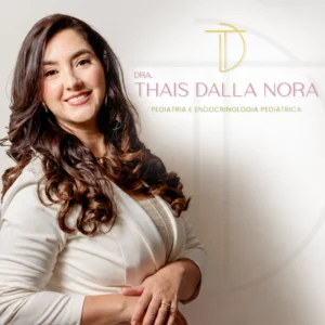 Dra. Thais Dalla Nora Brescancim, pediatra em Primavera do Leste MT, com atendimento especializado em saúde infantil, puericultura, acompanhamento do crescimento e desenvolvimento da criança.