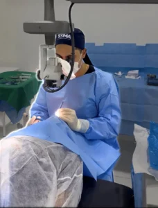 Dr. Caio Diniz Leite, médico oftalmologista com atendimento em Fortaleza, Ceará